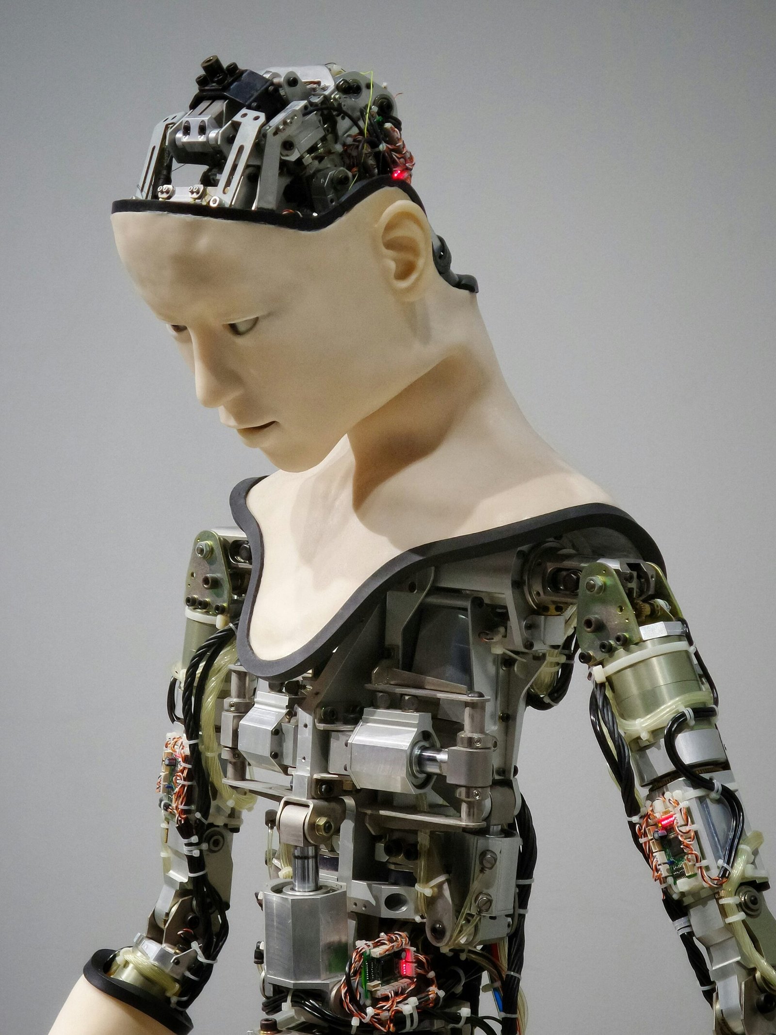 scary robot